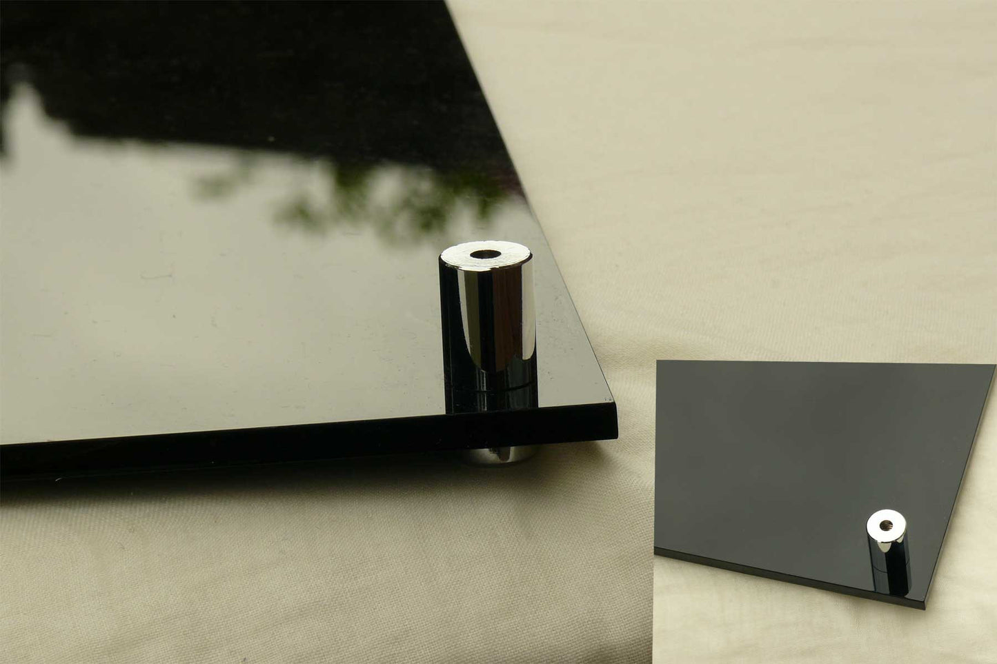 Interwoven Carrés III